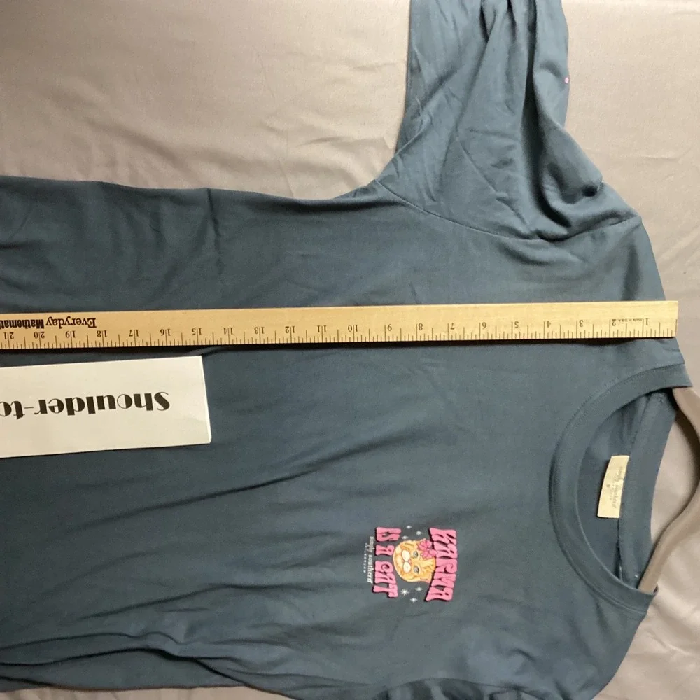 Simply Southern Karma Is A Cat Graphic Long Sleeve T-Shirt Women's‎ S Dusty Blue